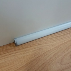 Hörnbelysning. R=18 mm. LED-strip