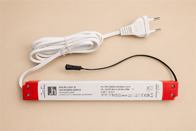 Led-trafo 12V/30W för LED-spot 1,5W (fast ljus)