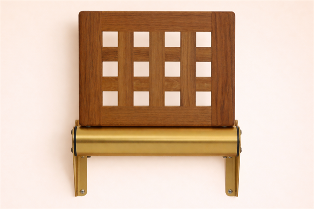 Folding seat Locus Rutan Oak 300 mm "brass" fittings (oiled)