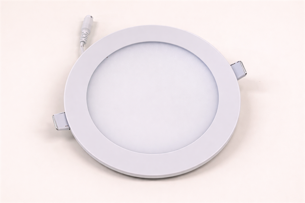 LED-belysning, vit 15 W. Vit ram, Ø=200mm, inkl trafo