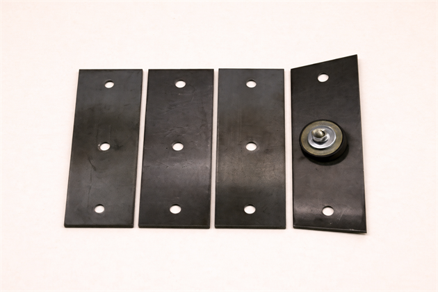 Golvinfästning Trägolv/Bärram  4st 200x70x6+ skruv